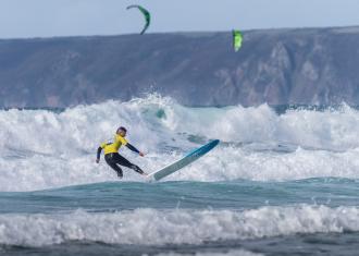 Surf à Siouville dans le Cotentin
